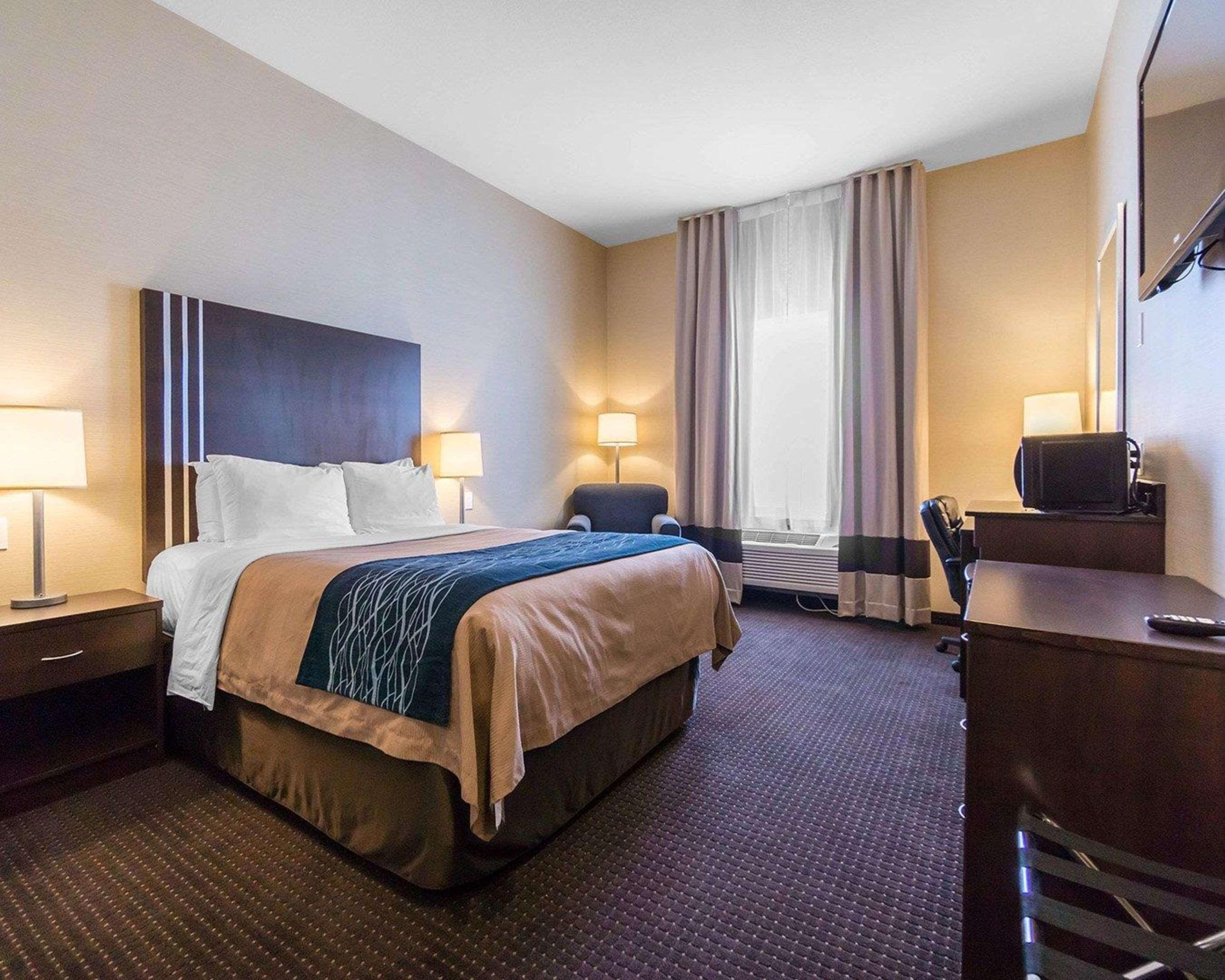 Comfort Inn & Suites Fox Creek Exteriör bild